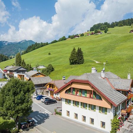Gasthof Albergo Dolomiten Braies  Ngoại thất bức ảnh